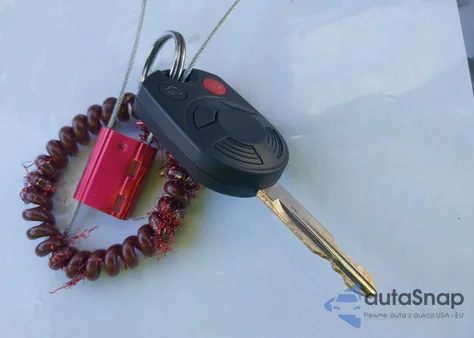 2013 Ford Mustang Gt Premium z USA, uszkodzony, nr VIN 1ZVBP8CF4D5267621